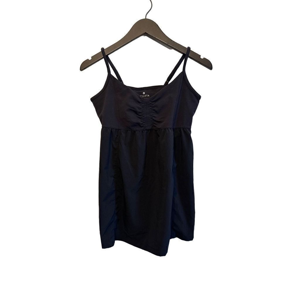 Athleta black tank top size medium